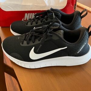 Nike Black and White Sneakers